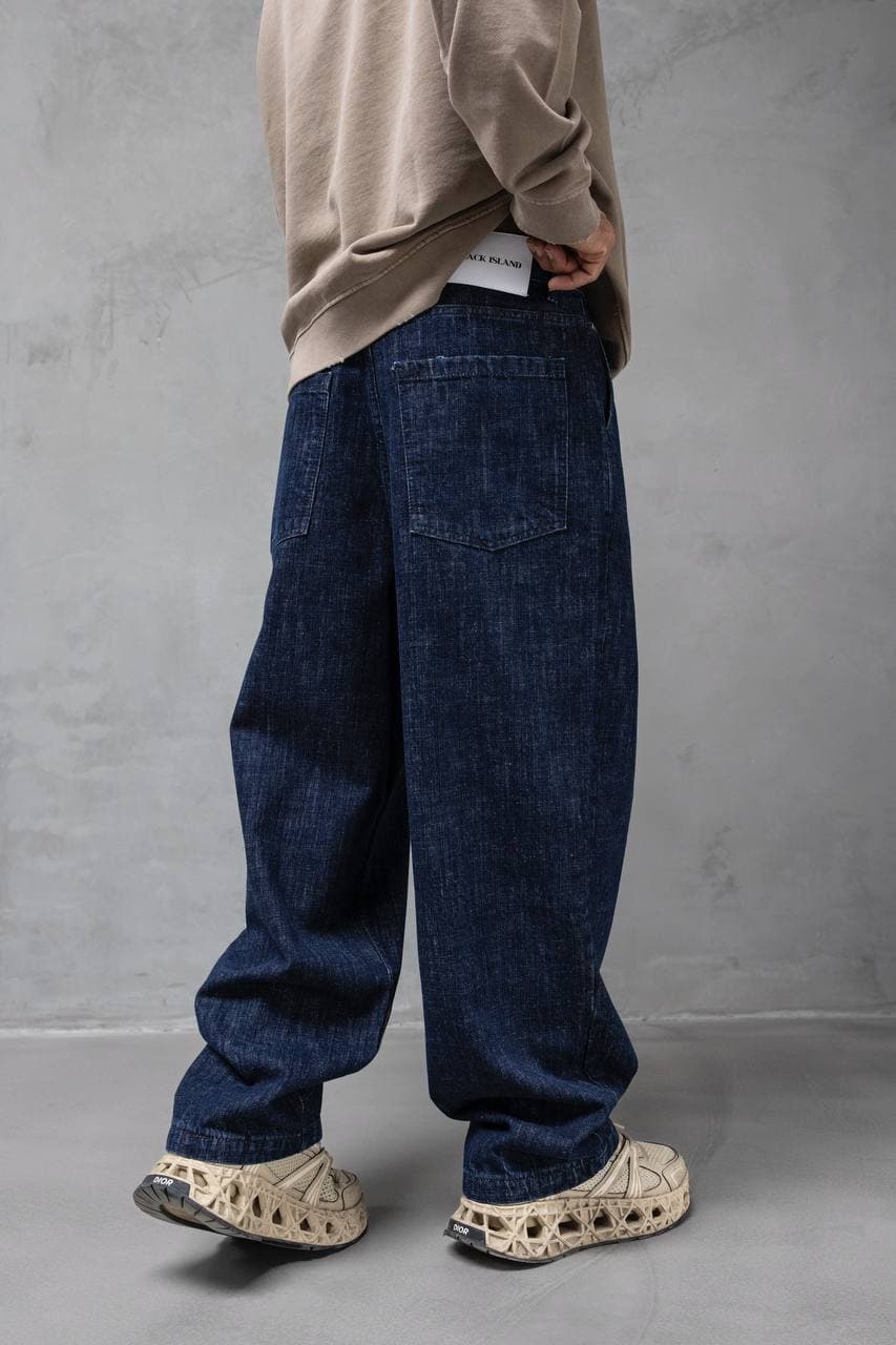 Relaxed Fit Tapered Denim Jeans