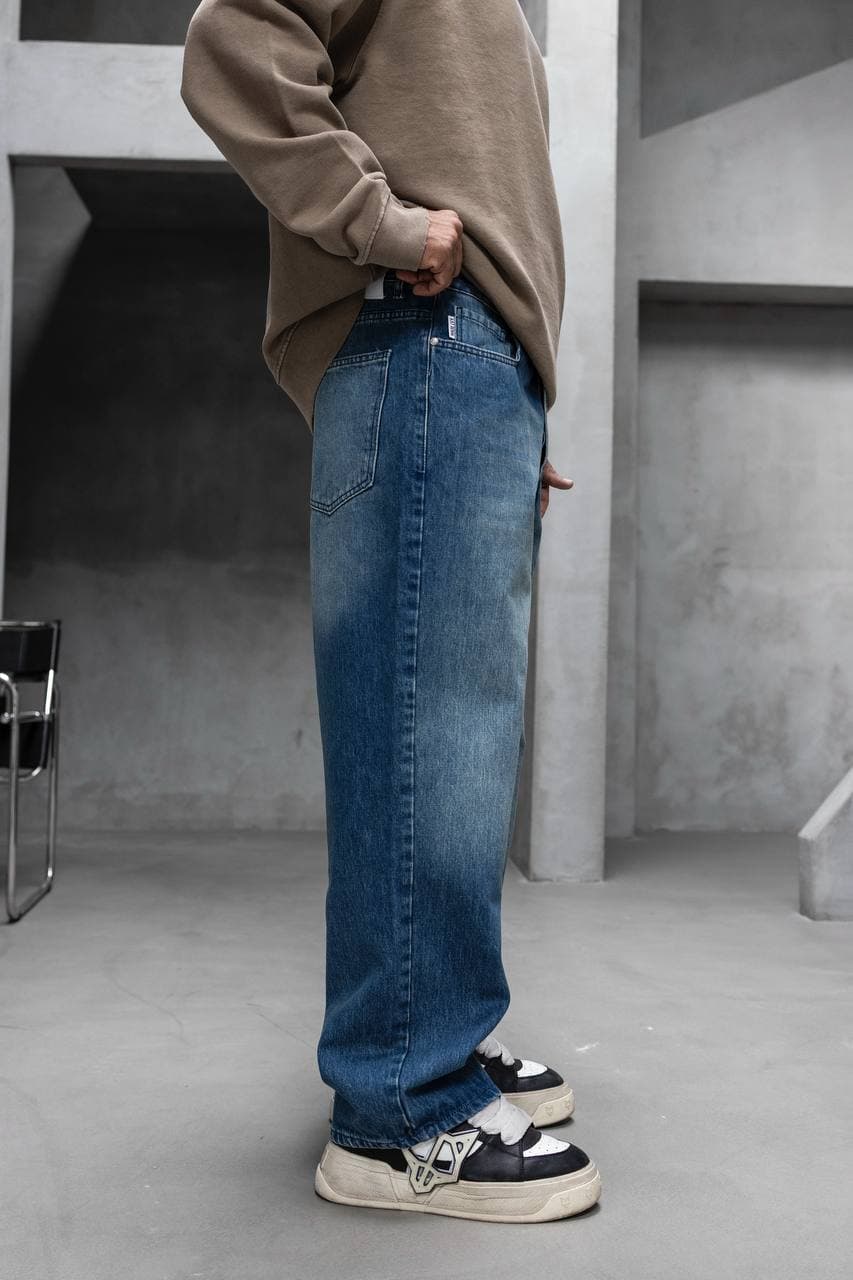 Oversized Relaxed Fit Ripped Jeans