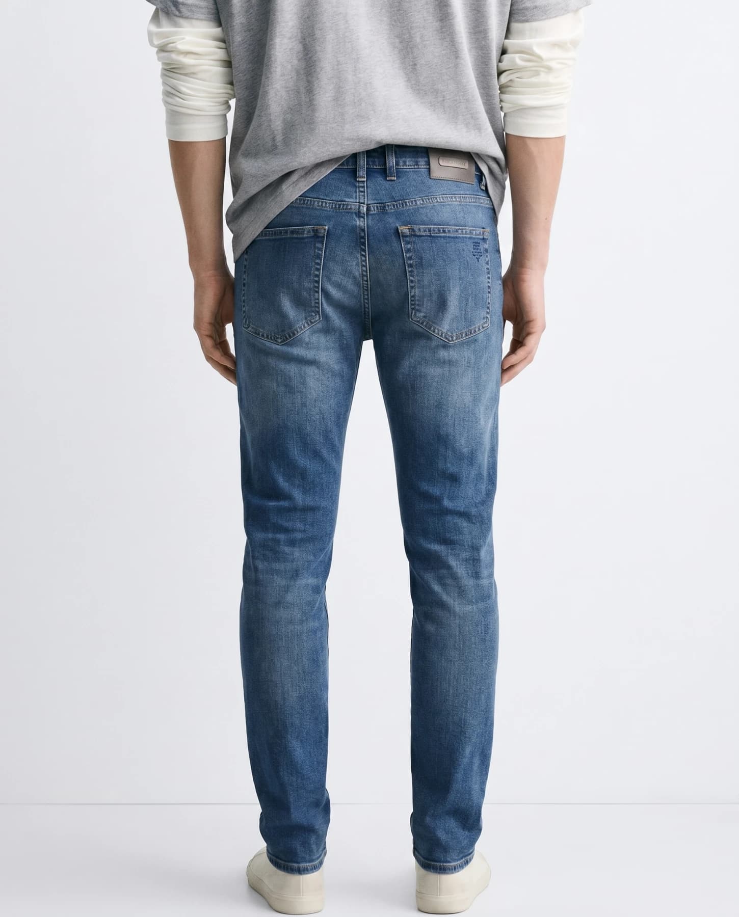 Loro Piana — синие джинсы классический деним